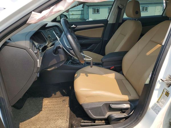 2019 VOLKSWAGEN JETTA S, SE, R-Line