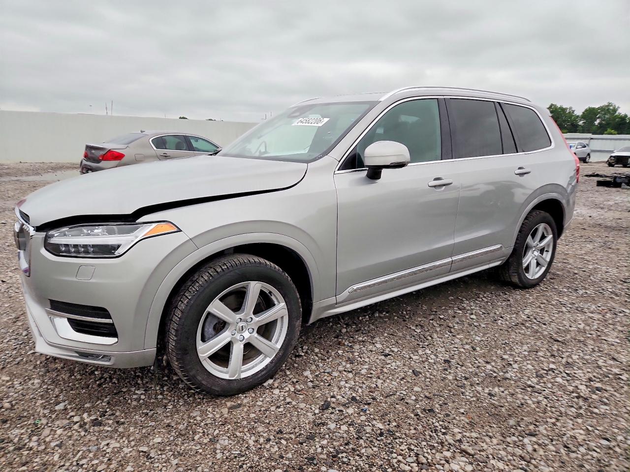 2024 VOLVO XC90 Core