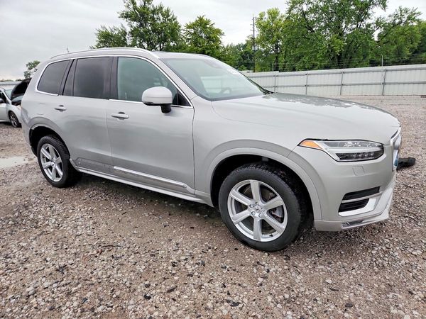 2024 VOLVO XC90 Core