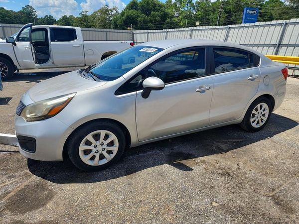 2014 KIA RIO