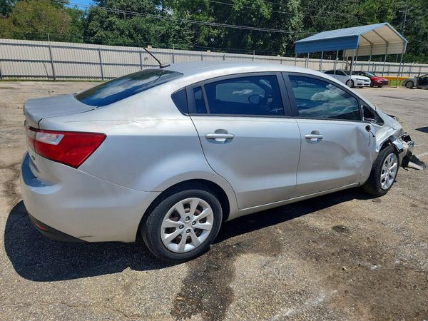 2014 KIA RIO