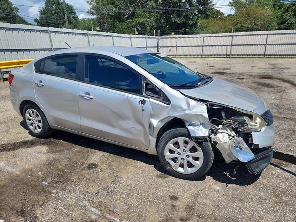 2014 KIA RIO