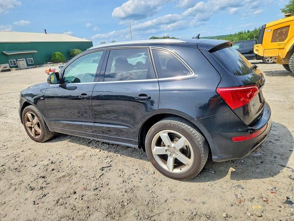 2012 AUDI Q5 Premium Plus