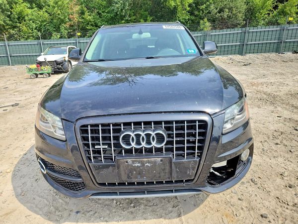 2012 AUDI Q5 Premium Plus