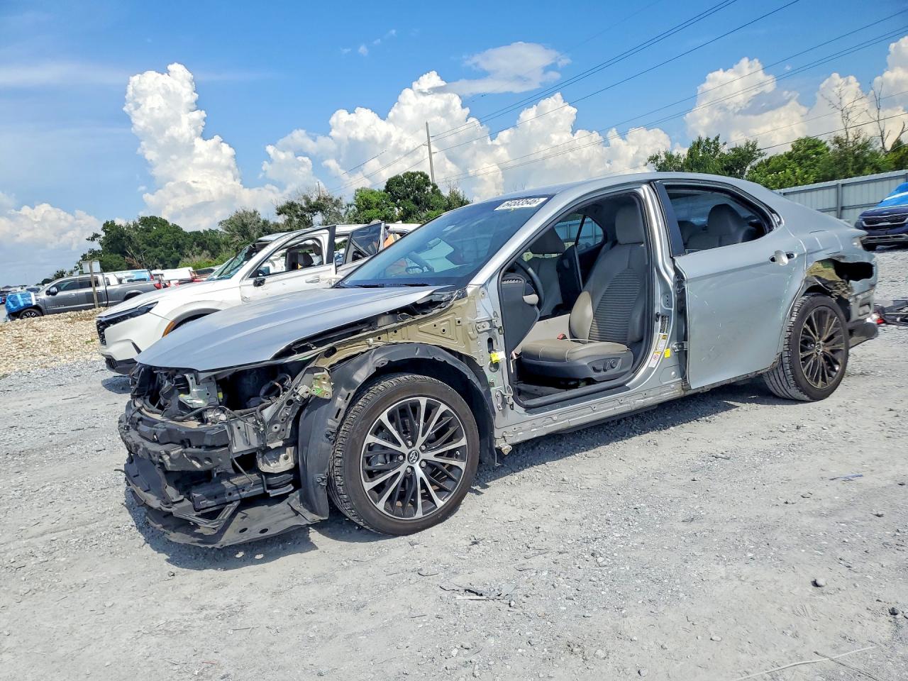 2018 TOYOTA CAMRY