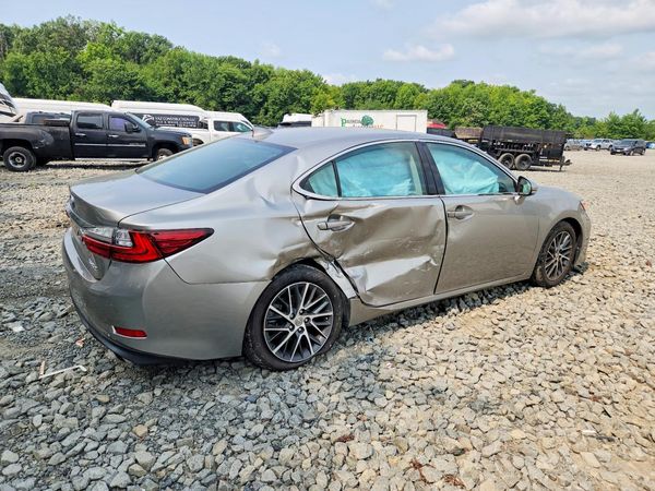2018 LEXUS ES