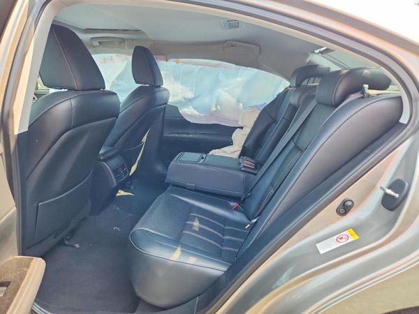 2018 LEXUS ES