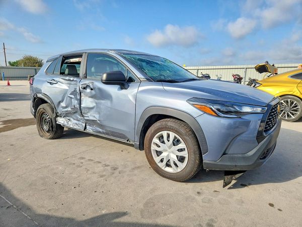 2022 TOYOTA COROLLA CROSS