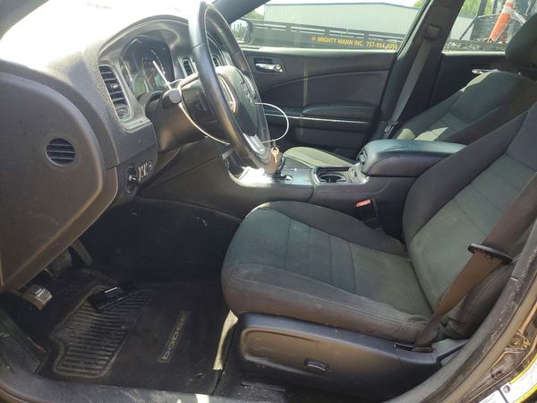 2013 DODGE CHARGER SE RWD
