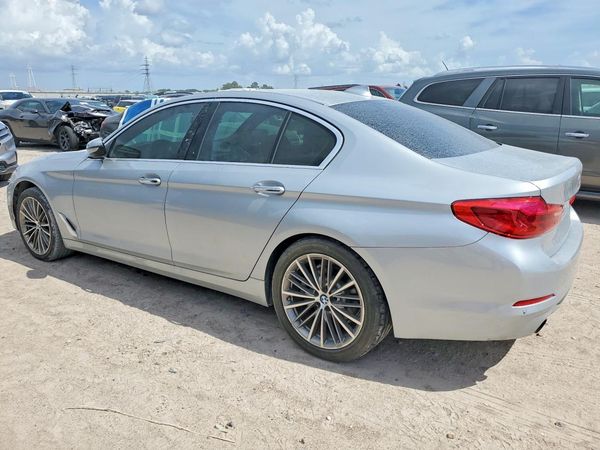 2018 BMW 530