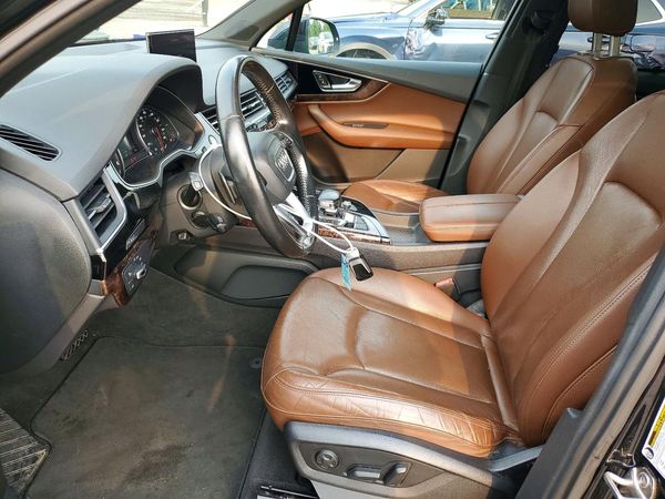 2017 AUDI Q7