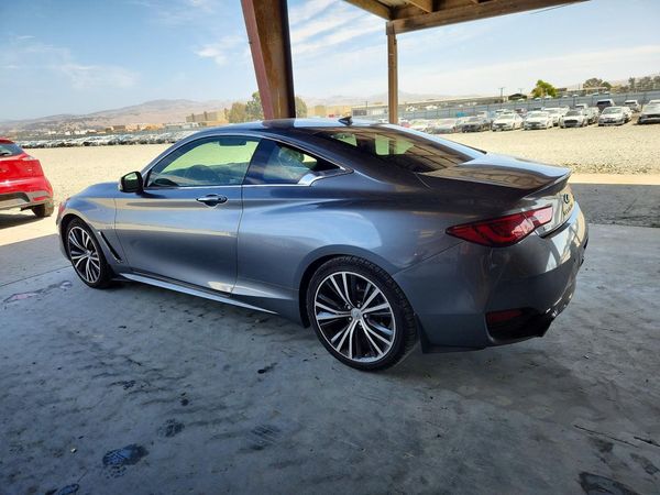 2017 INFINITI Q60