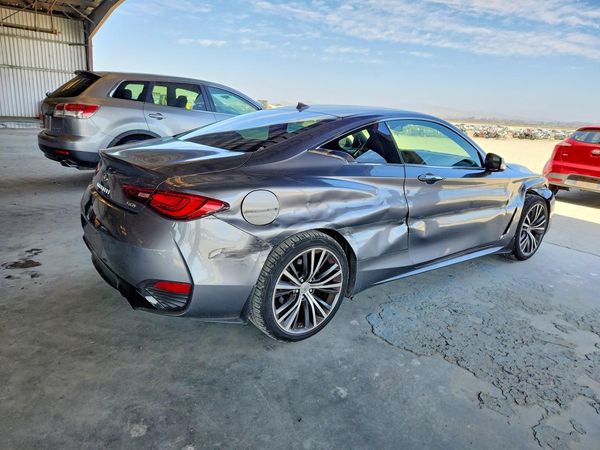 2017 INFINITI Q60