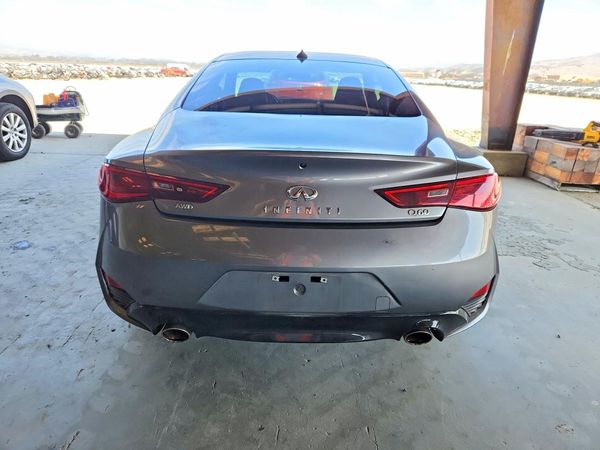 2017 INFINITI Q60
