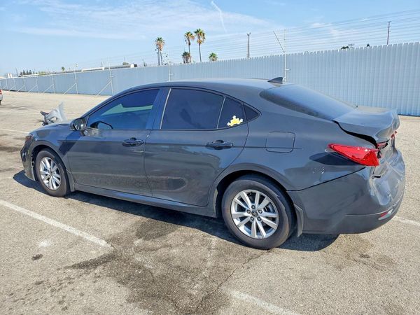 2025 TOYOTA CAMRY