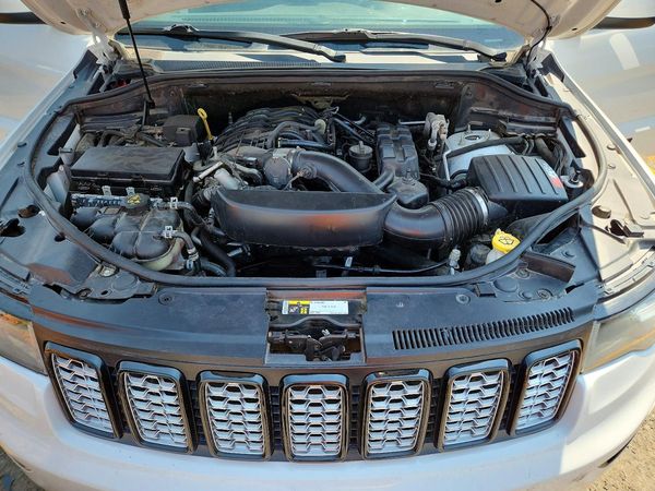 2018 JEEP GRAND CHEROKEE LAREDO 4X4