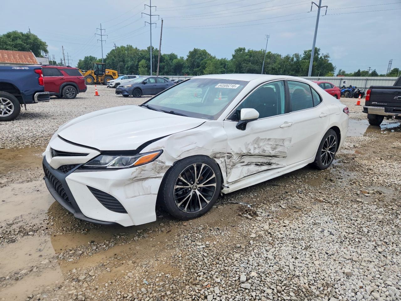 2020 TOYOTA CAMRY SE