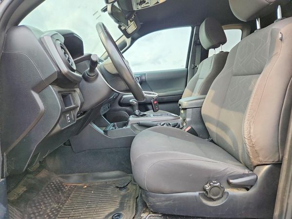 2017 TOYOTA TACOMA