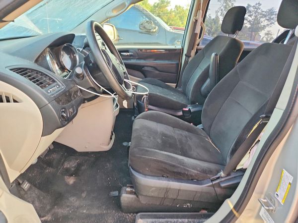 2012 DODGE GRAND CARAVAN SE