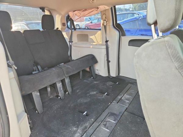 2012 DODGE GRAND CARAVAN SE