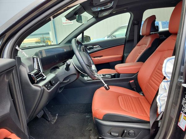 2024 KIA SPORTAGE SX-PRESTIGE or SX-P