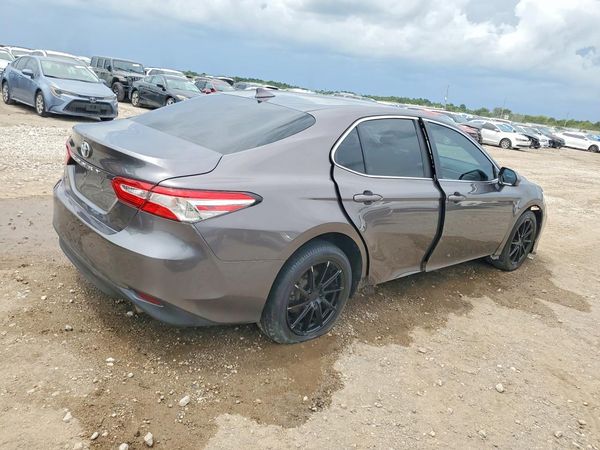2020 TOYOTA CAMRY