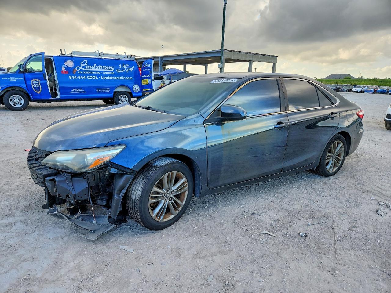 2015 TOYOTA CAMRY