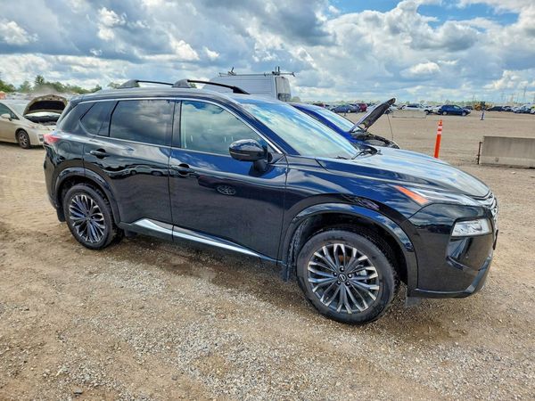 2026 NISSAN ROGUE Platinum — Passenger 3/4