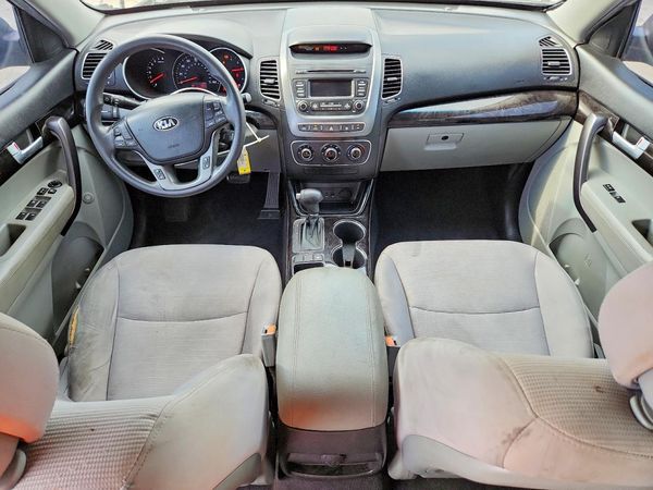 2015 KIA SORENTO GL