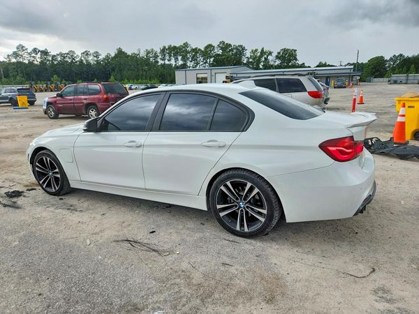 2018 BMW 330E