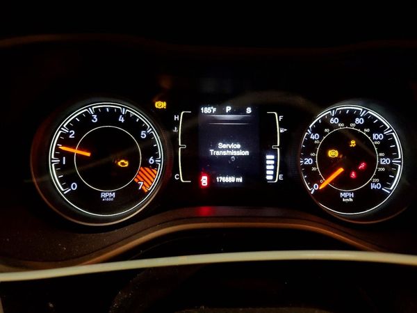 2015 JEEP CHEROKEE SPORT FWD