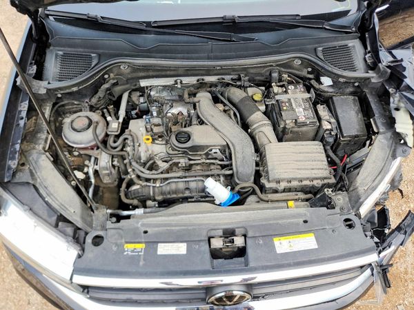 2023 VOLKSWAGEN TAOS