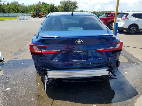 2025 TOYOTA CAMRY