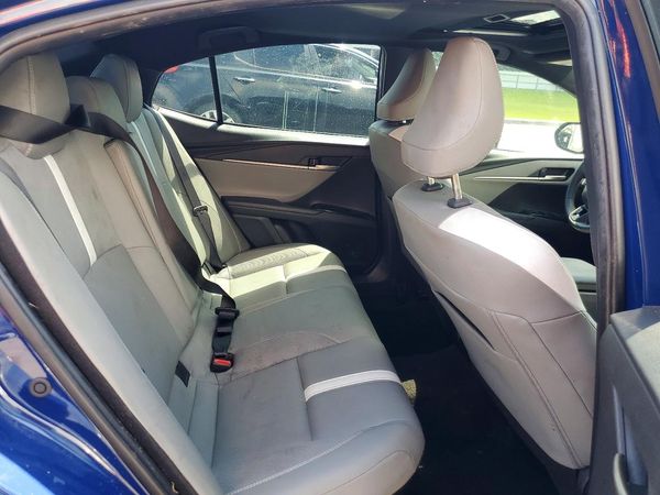 2025 TOYOTA CAMRY