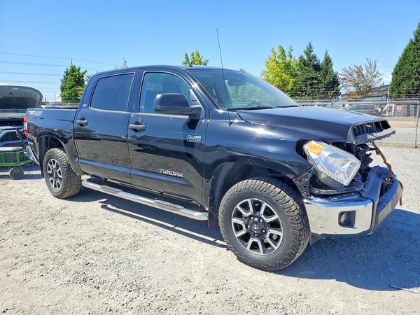 2017 TOYOTA TUNDRA SR5/TRD Pro — Passenger 3/4