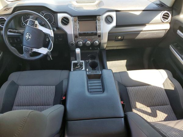 2017 TOYOTA TUNDRA SR5/TRD Pro — CKPT