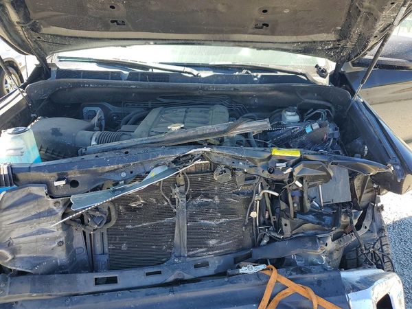 2017 TOYOTA TUNDRA SR5/TRD Pro — Engine bay