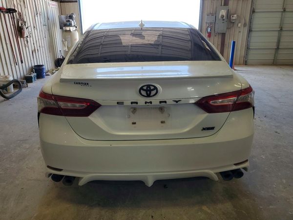 2020 TOYOTA CAMRY