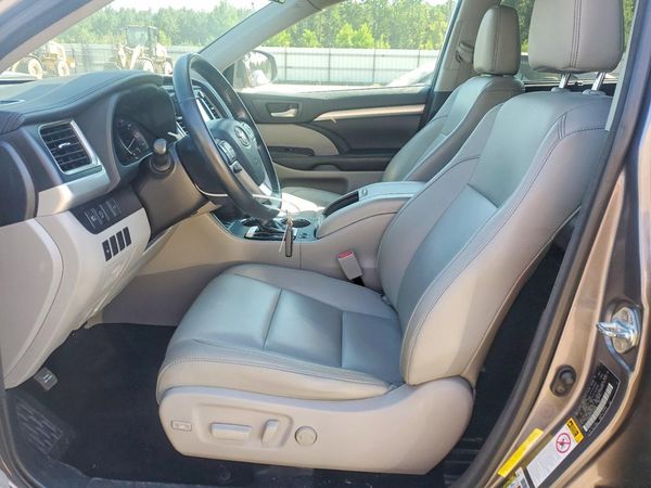 2018 TOYOTA HIGHLANDER SE/XLE