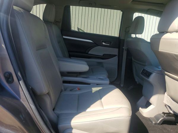 2018 TOYOTA HIGHLANDER SE/XLE