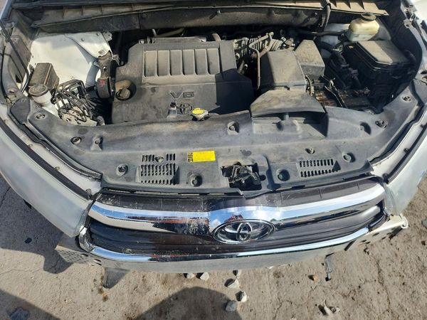 2015 TOYOTA HIGHLANDER Base/Hybrid