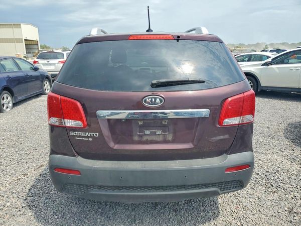 2013 KIA SORENTO Base / LX