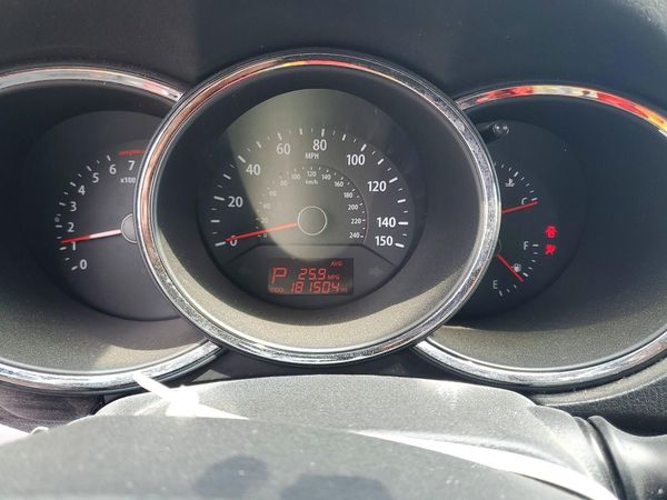 2013 KIA SORENTO Base / LX