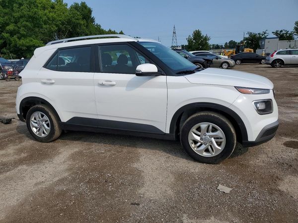 2024 HYUNDAI VENUE SEL / Limited — Passenger 3/4