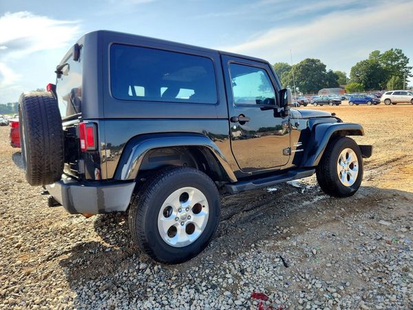 2015 JEEP WRANGLER SAHARA 4X4