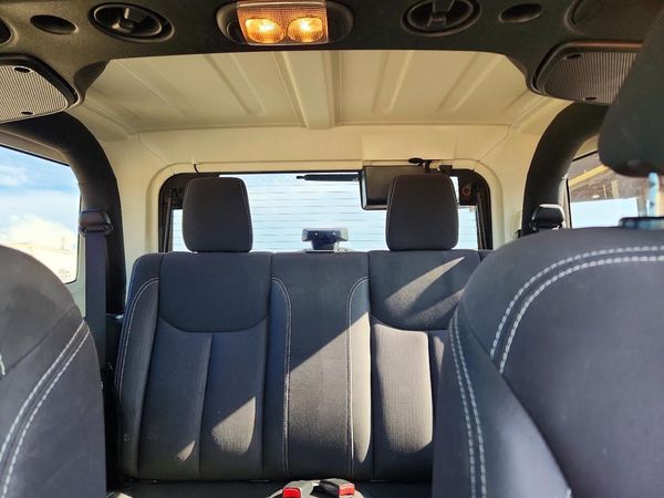 2015 JEEP WRANGLER SAHARA 4X4
