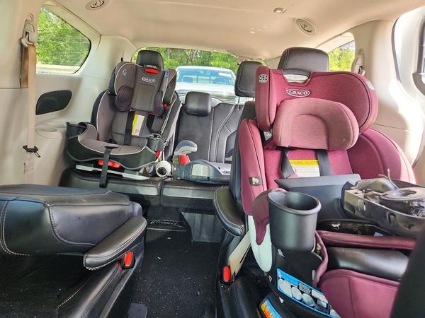 2023 CHRYSLER PACIFICA Touring L