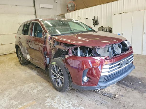 2019 TOYOTA HIGHLANDER SE/XLE
