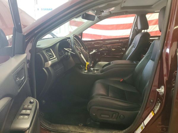 2019 TOYOTA HIGHLANDER SE/XLE