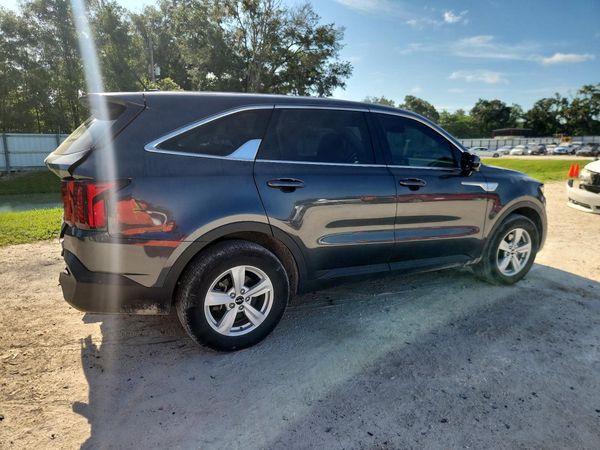 2022 KIA SORENTO LX